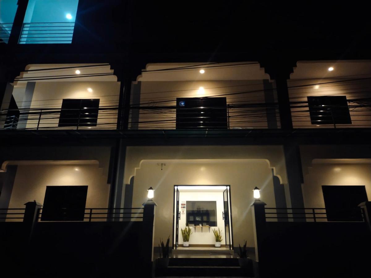 Junie Pension House Moalboal Exterior photo
